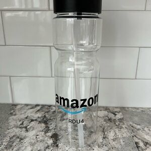 New Amazon RDU4 Fayetteville Clear Water Bottle with Black Lid